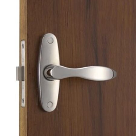 Kapı kilidi seti. Klasik